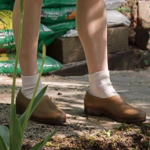 SOLD ✨ BRAND NEW + UNWORN salter house gardana clog